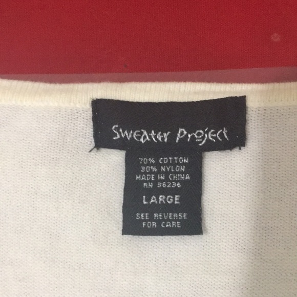 Top - Picture 2 of 2